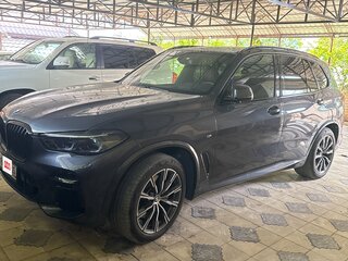 2021 BMW X5 30d IV (G05/G18), серый, 7500000 рублей, вид 3