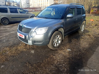 2012 Skoda Yeti I, серый, 740000 рублей, вид 2