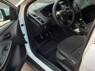 2013 Ford Focus III, белый, 410000 рублей, вид 5