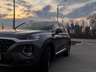 2019 Hyundai Santa Fe IV, серебристый, 2700000 рублей, вид 3