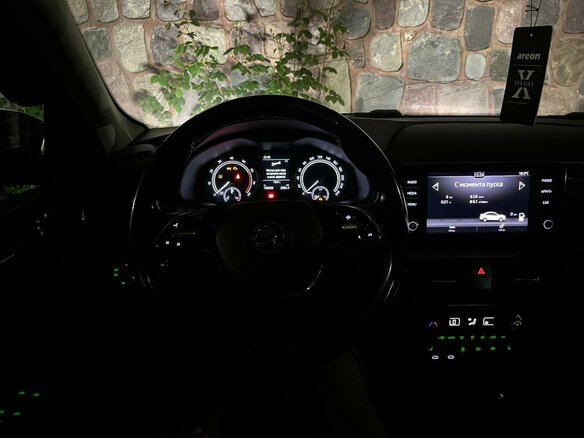 2021 Skoda Rapid II, коричневый, 1250000 рублей - вид 9