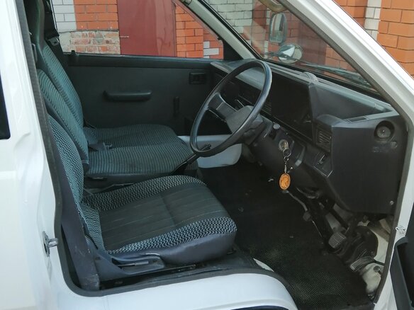 1993 Toyota LiteAce, белый - вид 7