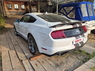 2020 Ford Mustang VI Рестайлинг, белый, 3270000 рублей, вид 3