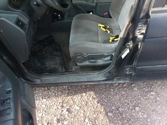 1998 Mitsubishi Space Wagon II, синий - вид 15