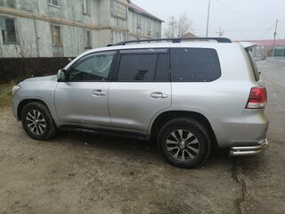 2010 Toyota Land Cruiser 200 Series, серебристый, 3670000 рублей, вид 4