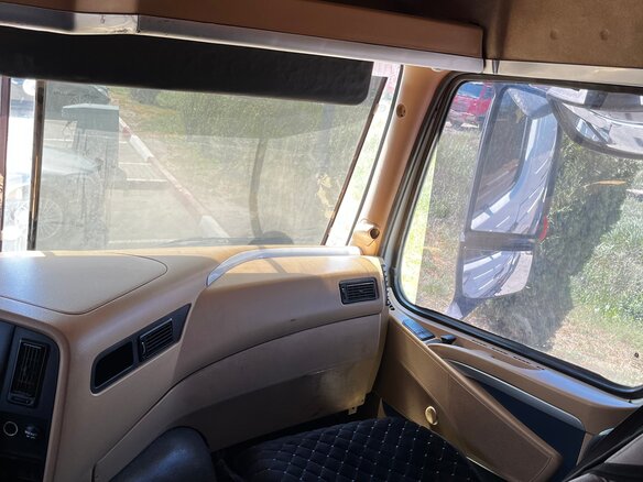 2012 Sinotruk Howo Прочие Кабины, белый, 3000000 рублей - вид 27