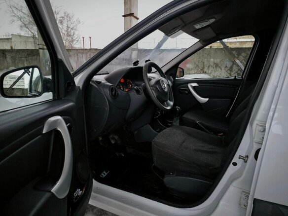 2018 Lada (ВАЗ) Largus I, белый, 550000 рублей - вид 8