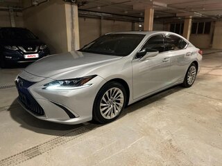 2018 Lexus ES 300h VII, серый, 3380000 рублей, вид 1