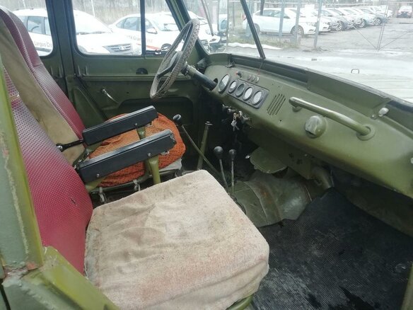 1981 УАЗ 469 469, зелёный - вид 3