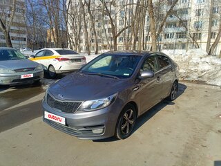 2016 Kia Rio III Рестайлинг, серый, 620000 рублей, вид 1