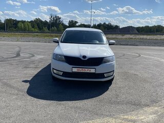 2017 Skoda Rapid I Рестайлинг, белый, 1050000 рублей, вид 1
