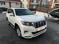 2020 Toyota Land Cruiser Prado 150 Series Рестайлинг 3, белый, 5300000 рублей - вид 1