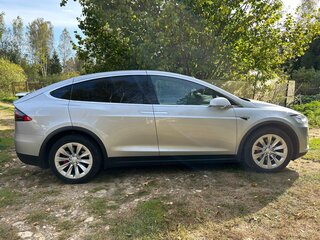 2018 Tesla Model X P100D I, серебристый, 5250000 рублей, вид 2