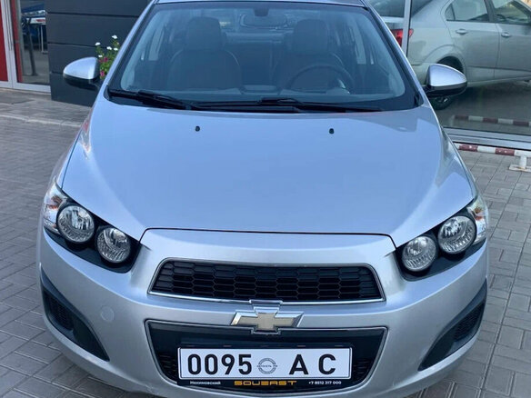 2013 Chevrolet Aveo II, серебристый - вид 5