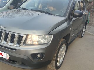 2011 Jeep Compass I Рестайлинг, серый, 1100000 рублей, вид 5