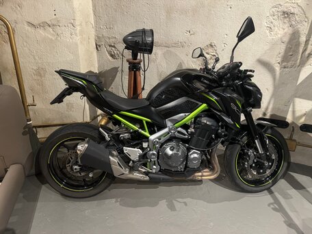 2019 Kawasaki Z 900, чёрный, 970000 рублей, вид 1