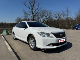 2012 Toyota Camry VII (XV50), белый, 1500000 рублей, вид 3