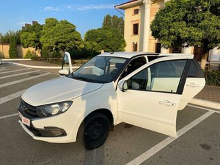 2019 Lada (ВАЗ) Granta I Рестайлинг, белый, 850000 рублей, вид 2