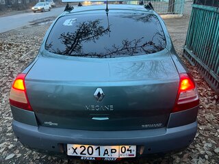 2006 Renault Megane II Рестайлинг, зелёный, 509000 рублей, вид 3