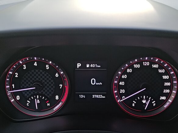 2019 Hyundai Veloster II, серый, 2500000 рублей - вид 12