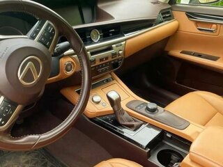 2017 Lexus ES 200 VI Рестайлинг, чёрный, 3250000 рублей, вид 4