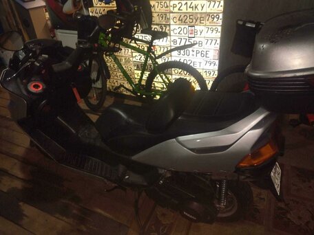 1998 Yamaha Majesty 250, серебристый, 140000 рублей, вид 2