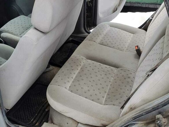 2005 Volkswagen Pointer, серый, 90000 рублей - вид 9