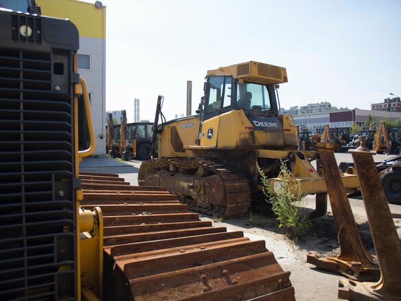 2011 John Deere 850J, золотистый - вид 2