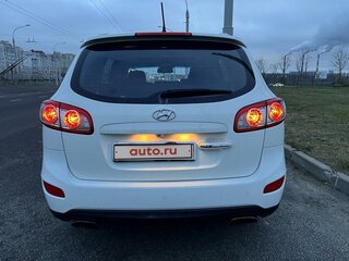 2010 Hyundai Santa Fe II Рестайлинг, белый, 1650000 рублей, вид 2