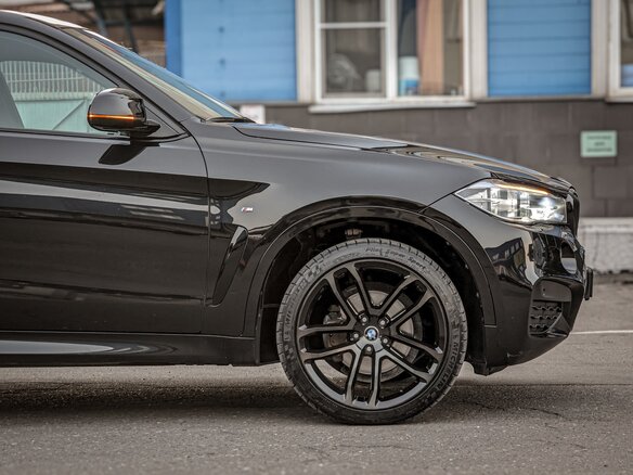 2018 BMW X6 30d II (F16), чёрный, 6100000 рублей - вид 9