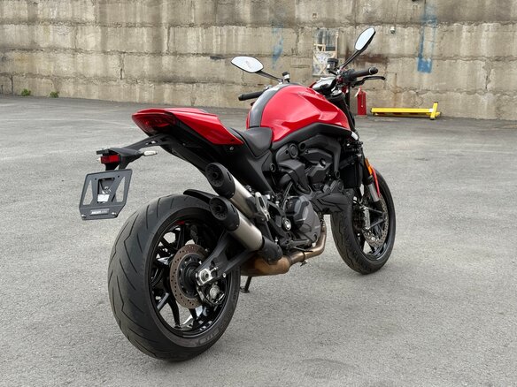 2021 Ducati Monster 937, красный, 970000 рублей - вид 6