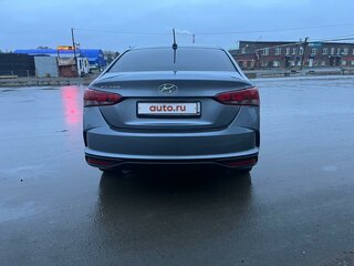 2020 Hyundai Solaris II Рестайлинг, серый, 1550000 рублей, вид 3