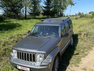 2011 Jeep Cherokee IV (KK), серый, 2500000 рублей, вид 2