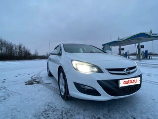 2014 Opel Astra J Рестайлинг, белый, 820000 рублей, вид 4