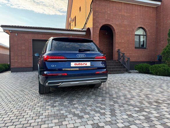 2021 Audi Q7 45 TDI II (4M) Рестайлинг, синий, 9490000 рублей - вид 11