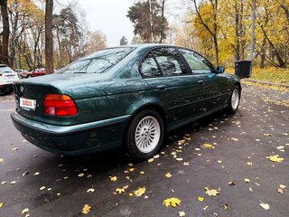 1997 BMW 5 серии 528i IV (E39), зелёный, 2500000 рублей, вид 3