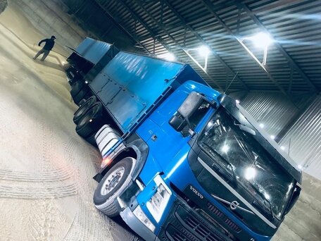 2014 Volvo FM, синий, 5000000 рублей, вид 3