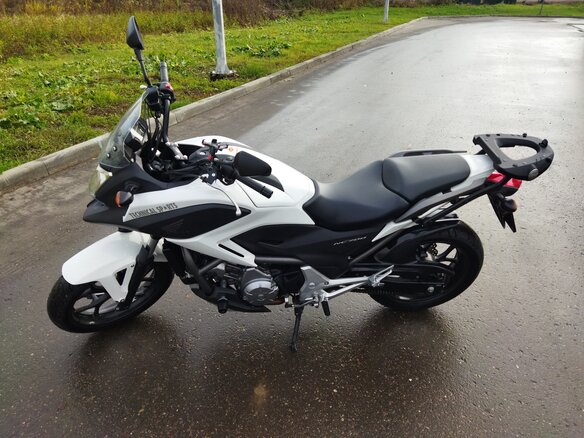 2012 Honda NC 700X, белый, 650000 рублей