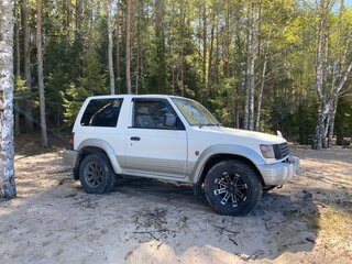 1996 Mitsubishi Pajero II, белый, 550000 рублей, вид 3