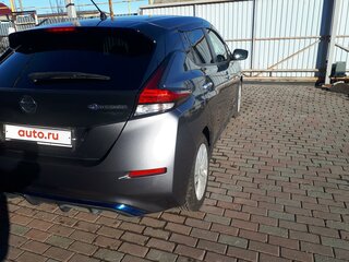 2018 Nissan Leaf II (ZE1), серый, 2100000 рублей, вид 5