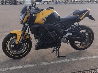 2010 Yamaha FZ1, жёлтый, 700000 рублей, вид 4