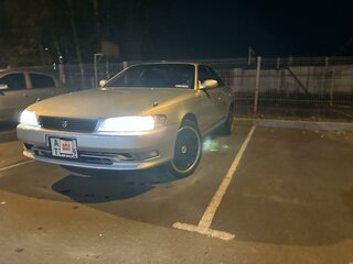1995 Toyota Mark II VII (X90), серый, 900000 рублей, вид 1