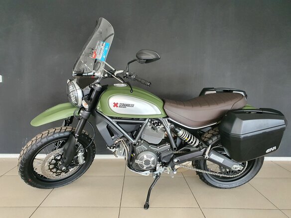 2016 Ducati Scrambler 800, зелёный