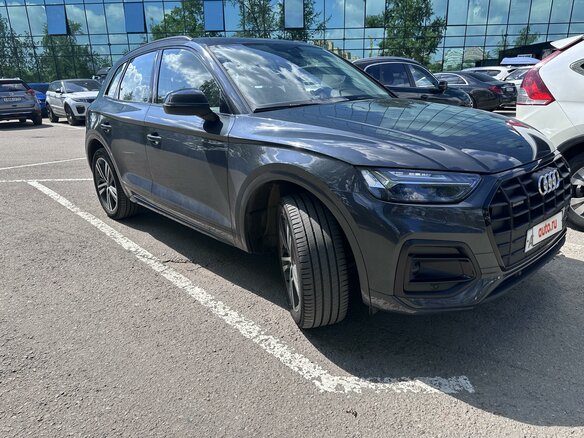 2021 Audi Q5 45 TFSI II (FY) Рестайлинг, серый, 4200000 рублей