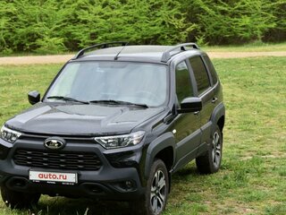 2023 Lada (ВАЗ) Niva Travel I, чёрный, 1650000 рублей, вид 1