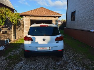 2016 Volkswagen Tiguan I Рестайлинг, белый, 1830000 рублей, вид 3