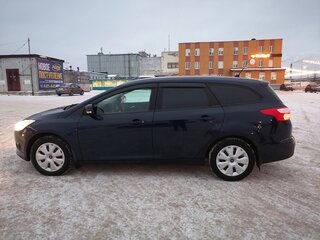 2013 Ford Focus III, синий, 745000 рублей, вид 3