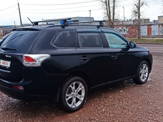 2012 Mitsubishi Outlander III, чёрный, 1450000 рублей, вид 3