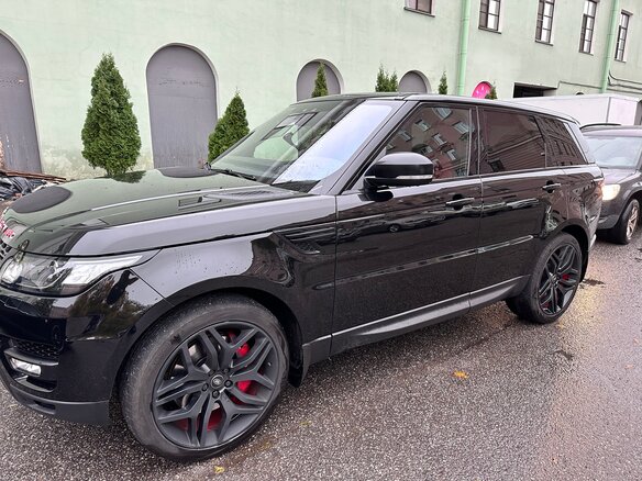 2017 Land Rover Range Rover Sport II, чёрный, 5800000 рублей - вид 4