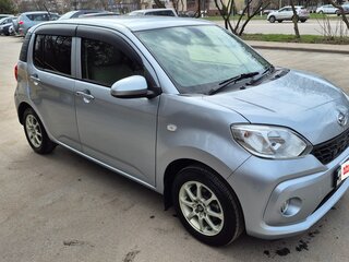 2018 Daihatsu Boon III Рестайлинг, серебристый, 820000 рублей, вид 2